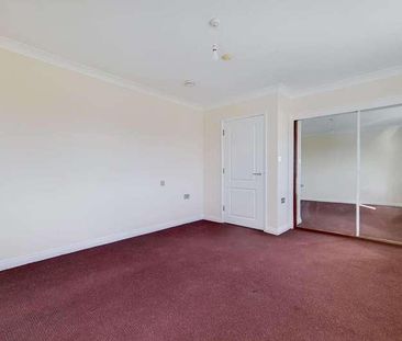 Monarch Drive, Beckton, E16 - Photo 2