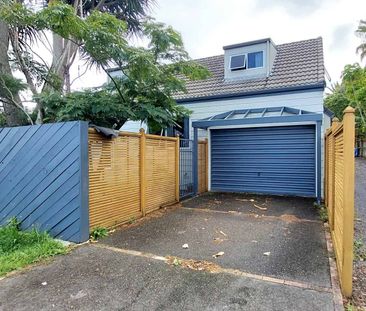 Spacious Three-Bedroom, Two-Bathroom Home in Prime Papamoa Location - Photo 5