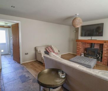 3 bedroom cottage to rent - Photo 1
