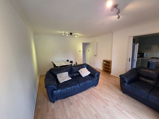 Room in a Shared Flat, Labrador Quay, M50 - Photo 1