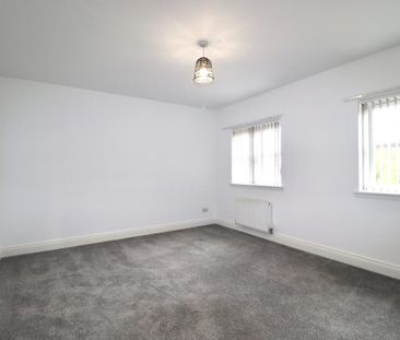 5 bedroom detached house to rent - Photo 4