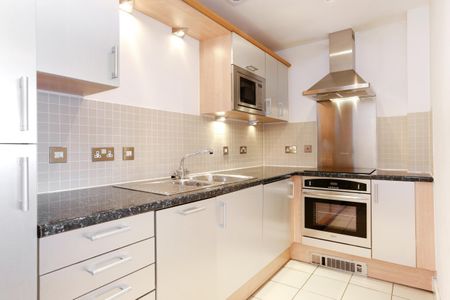 1 bedroom penthouse to rent - Photo 4