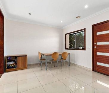 Stylish & Low-Maintenance Living in Prime Lalor Location - Photo 2