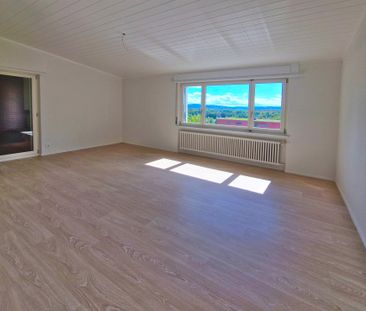 Grosszügiges 6-Zimmer-Einfamilienhaus mit viel Privatsphäre - Foto 1