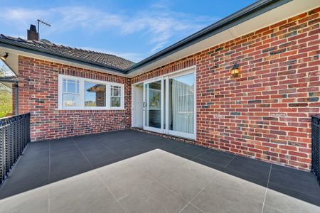 2/30A Prospect Hill Road, Camberwell - Photo 5