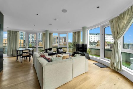 3 bedroom penthouse to rent - Photo 3