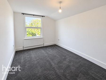 4 bedroom terraced house to rent - Photo 5