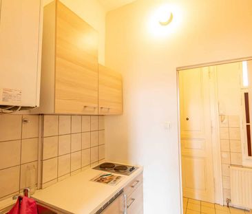 Charmante 2-Zimmer-Wohnung mit Parkettboden und separatem Lager - Photo 2