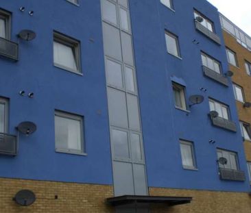 Guide Price £1,350 pcm - Available 08/11/2025 - Unfurnished - Photo 4