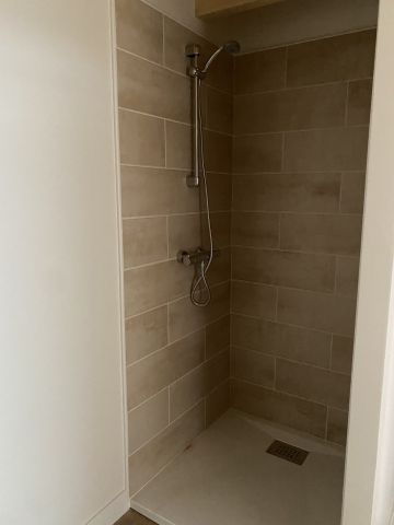 Location Appartement 1 pièce 48m² CONFOLENS 16500 - Photo 4