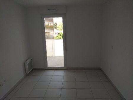 Location Appartement 2 pièces 42m² MONTPELLIER 34070 - Photo 2