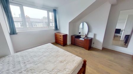 5 bedroom terraced house to rent - Photo 2