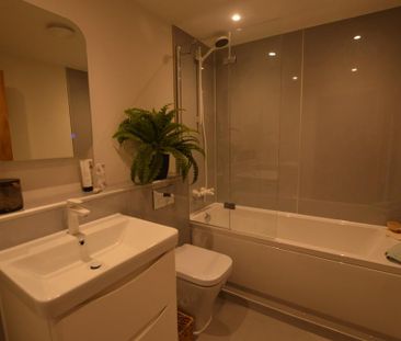2 bedroom apartment to rent - Photo 6