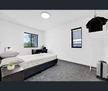 2/37 Sinnathamby Boulevard, Springfield Central, Qld 4300 - Photo 3