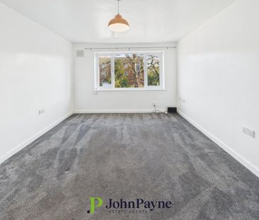 2 bedroom maisonette to rent - Photo 2