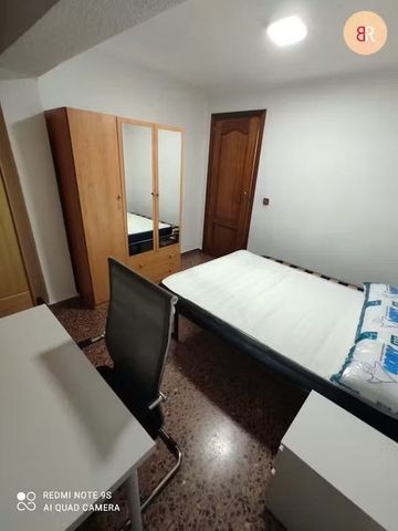 Avinguda de la Plata, Valencia, Valencian Community 46006 - Photo 2