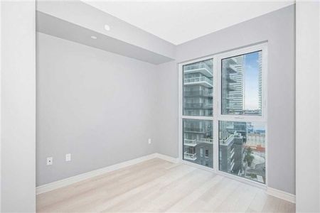 For Lease - 39 Annie Craig Drive Unit# 904, Toronto, Ontario - Photo 3