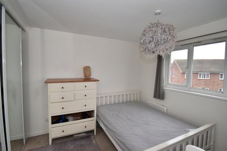 1 bedroom semi-detached house to rent - Photo 3