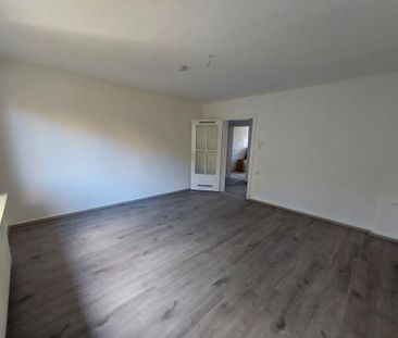 2,5 - Zimmer Wohnung frisch renoviert in ruhiger Wohnlage - Photo 2