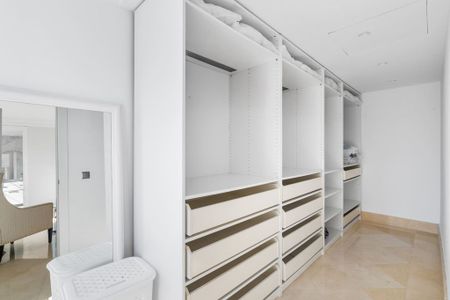 Luxury Villa for rent in Marbella, Andalusia - Photo 3