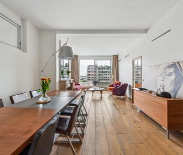 Location Appartement 6 pièces 165m² PARIS 16ème - Photo 3