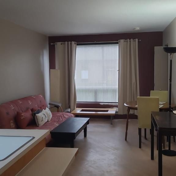 Libre rapidement Logement 3 1/2, près université - Photo 1