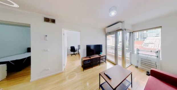 Secondary Room - Photo 1