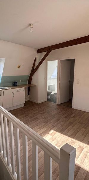Location Appartement 2 pièces 23m² NEUVILLE DE POITOU 86170 - Photo 1