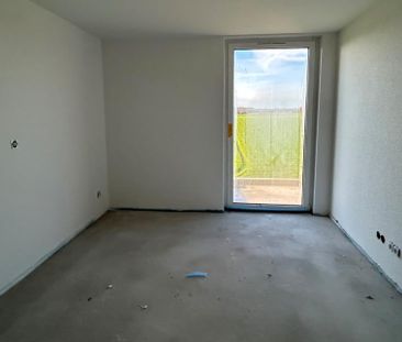 Erstbezug mit Aufzug und EBK in Tessin! - Photo 1