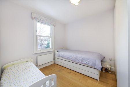 4 bedroom terraced house to rent - Photo 5
