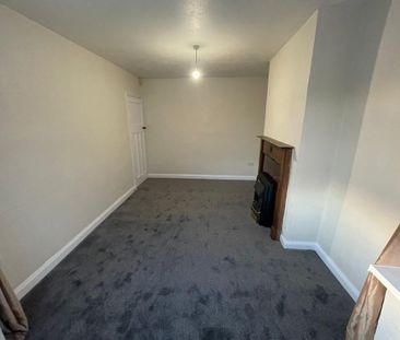 3 bedroom detached house to rent - Photo 3