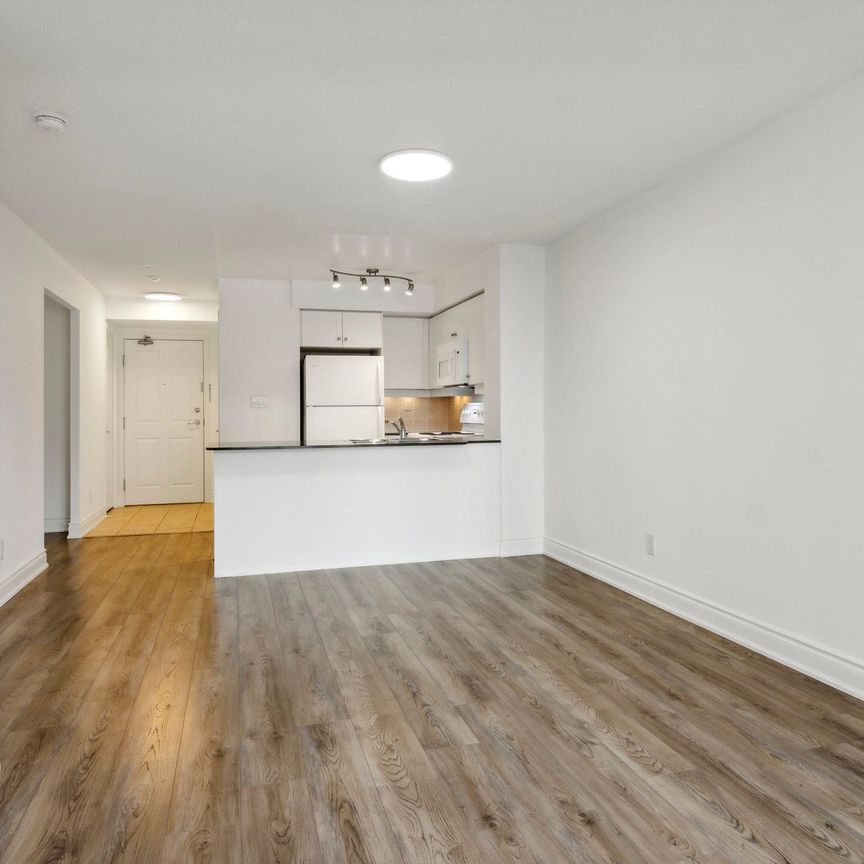For Lease - 19 Barberry Place Unit# 711, Toronto, Ontario - Photo 1