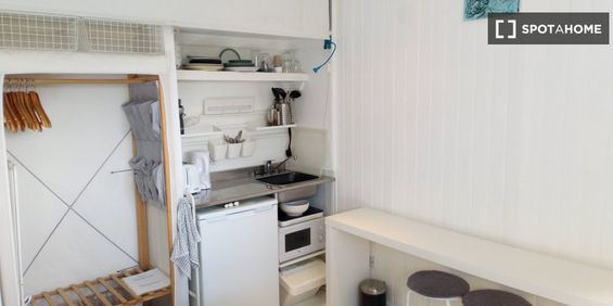 Bedoom for rent in 4-bedroom house, Rush, Dublin - Photo 3