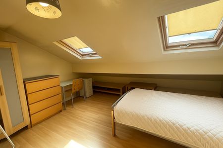 5 Bed Terraced House, Whitby Rd, M14 - Photo 3