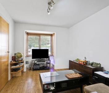 Mathon Ct, Cross Lane, Guildford, GU1 - Photo 1