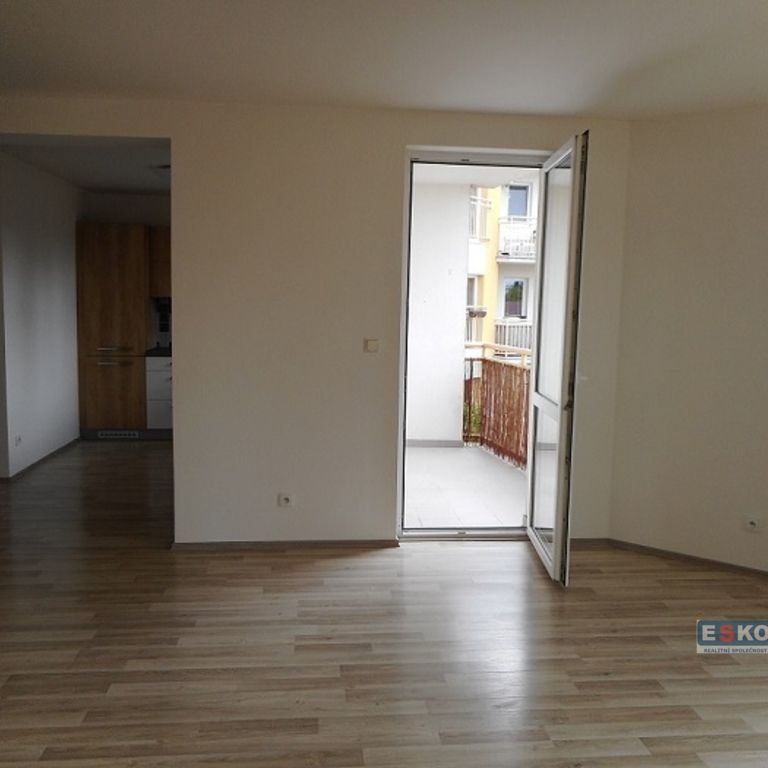 Pronájem bytu 2+kk 71 m² - Photo 1