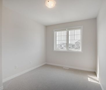 For Lease - 944 SOCCA Crescent, Orleans - Cumberland and Area, Ontario - Photo 4