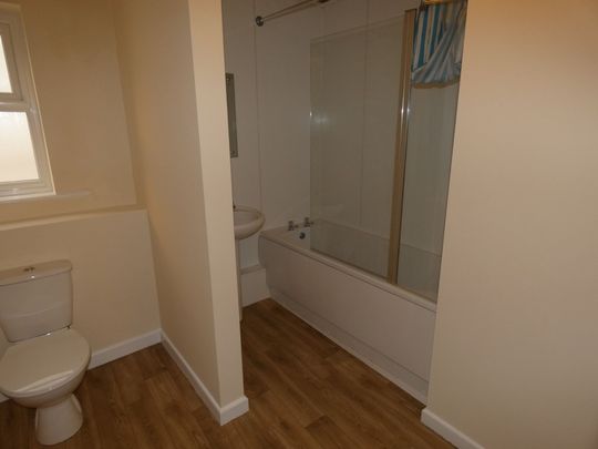 1 bed Apartment - To Let - Photo 1