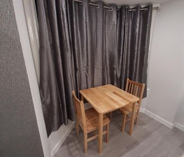 Studio Flat, Paddington, W2 - Photo 2