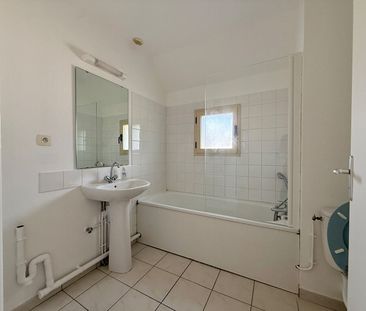 Location Maison 5 pièces 96m² - Photo 5