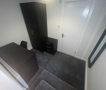 Hannan Road, Liverpool - Photo 1