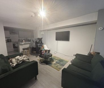 3 bedroom flat to rent - Photo 1