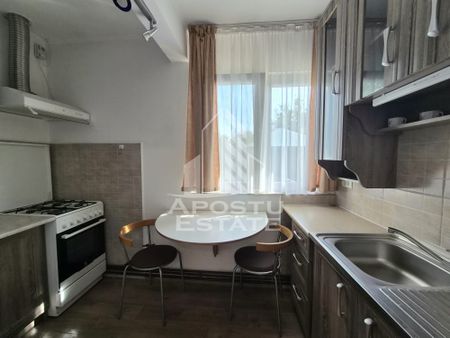 Casa cu doua apartamente,zona Gradiste - Photo 2