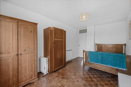 Kings Court, London, SE22 - Photo 3