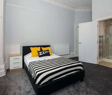 1 Double En Suite Room Available In L7! Room 7 (Double En-suite) - Photo 1