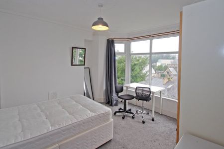 Lower Street, Bangor, LL57 - Photo 2