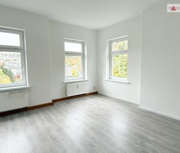 3-Raum-Wohnung mit Balkon und Einbauküche in ruhiger Ortslage von A... - Photo 4