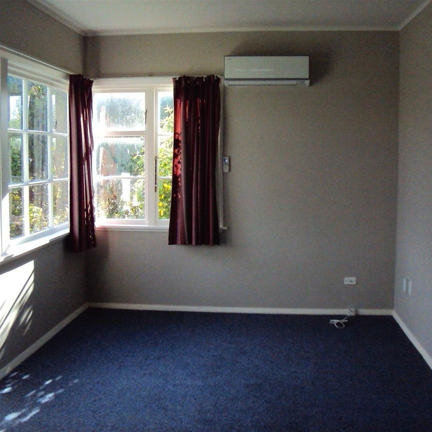 136 Emmett Street, Shirley - Photo 1