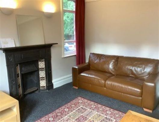 7 Bedroom Semi Detached To Let - Photo 1