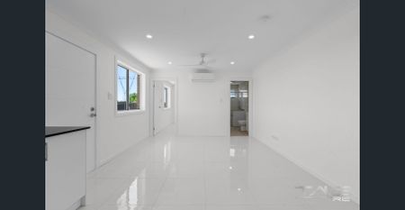 A HOME THAT TICKS EVERY BOX! - Photo 2